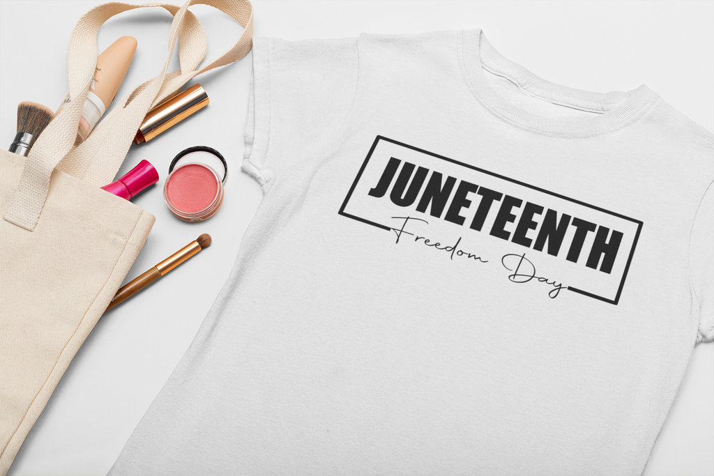 flat-lay-mockup-of-a-t-shirt-featuring-some-makeup-33947 (11)