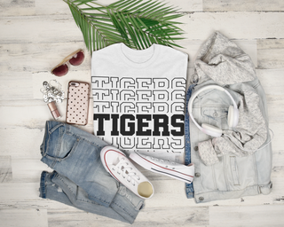 t-shirt-mockup-featuring-a-daily-outfit-3737-el1 (1)