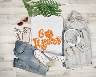 t-shirt-mockup-featuring-a-daily-outfit-3737-el1 (3)