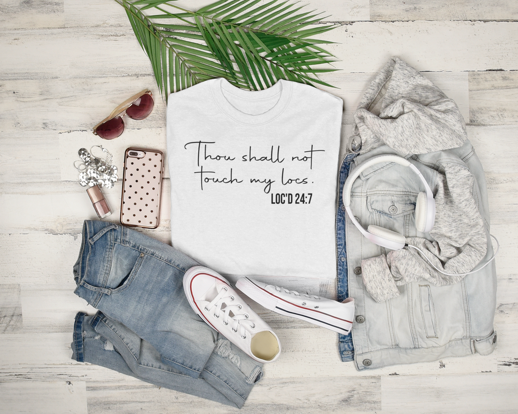 t-shirt-mockup-featuring-a-daily-outfit-3737-el1 (63)
